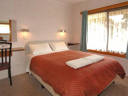 Willaway Motel Apartments - Accommodation Redcliffe 4