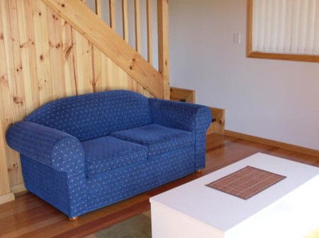 Four Seasons Holiday Cottages - Accommodation Redcliffe 2