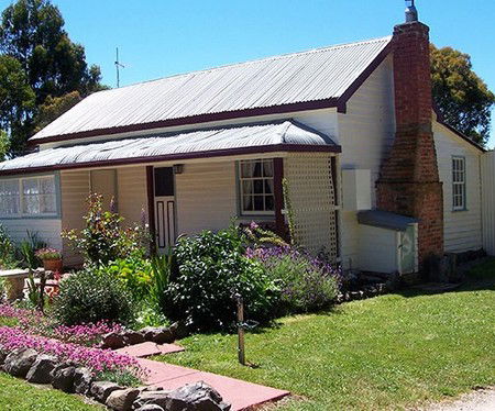 Hurlfield Farm Cottage - Accommodation Redcliffe 2