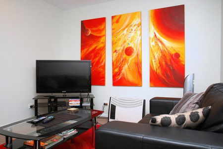Oakley Place Townhouse - Tasmanian Short Stays - Accommodation Redcliffe 2