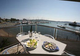 Beauty Point Waterfront Hotel - Accommodation Redcliffe 2