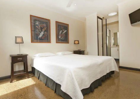 Floriana Villas - Accommodation Redcliffe 5