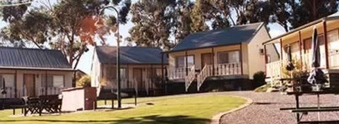 Avoca Cottages - Accommodation Redcliffe 5