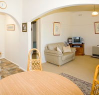 Peel Cottage - Ballarat Miners Cottages - Accommodation Redcliffe