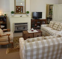 Fleurettes - Accommodation Redcliffe