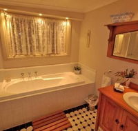 First Chance - Accommodation Redcliffe