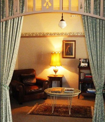 Old England Accommodation - Accommodation Redcliffe 0