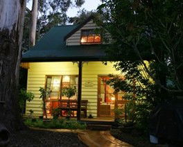 Ballarat Cottages - Accommodation Redcliffe 1