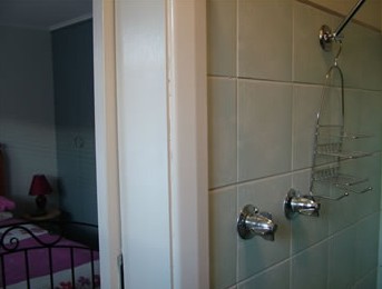 Heathers Holiday Units - Accommodation Redcliffe 5
