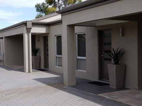 Silver Earth Accommodation - Accommodation Redcliffe 0
