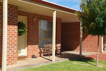 Tarrawingee Holiday Unit - Accommodation Redcliffe 3