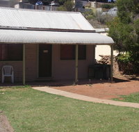 Aly's Cottage - Accommodation Redcliffe