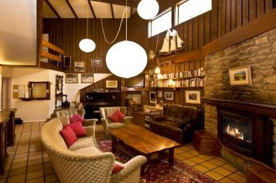 Kasees Apartments And Mountain Lodge - Accommodation Redcliffe 5