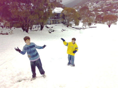 Snowbound Chalets - Accommodation Redcliffe 0