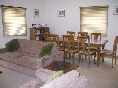 Snowbound Chalets - Accommodation Redcliffe 3