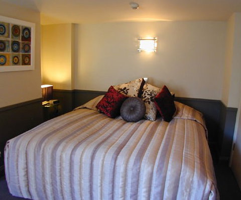 Pure Chalet - Accommodation Redcliffe 2