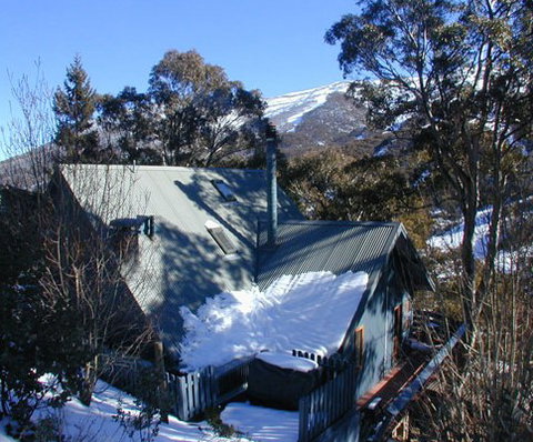 Pure Chalet - Accommodation Redcliffe 3