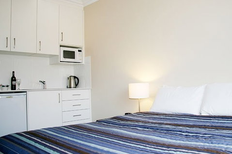 Merivale Motel Tumut - Accommodation Redcliffe 0