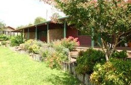 Altamira Retreat - Accommodation Redcliffe 4