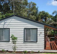 Beach House Fingal Bay - Accommodation Redcliffe