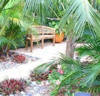 Azura Beach House Bed and Breakfast - Accommodation Redcliffe