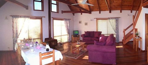 Clarendon Forest Retreat - Accommodation Redcliffe 4