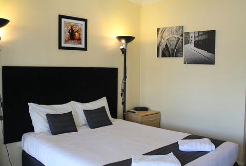 Taree Highway Motor Inn - Accommodation Redcliffe 0