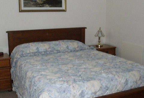 Avariella - Accommodation Redcliffe 0