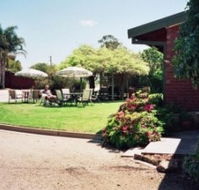 Federation Motor Inn - Accommodation Redcliffe