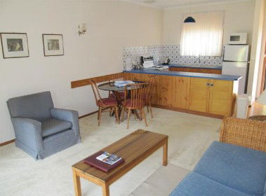 Murray Lodge Holiday Units - Accommodation Redcliffe 3