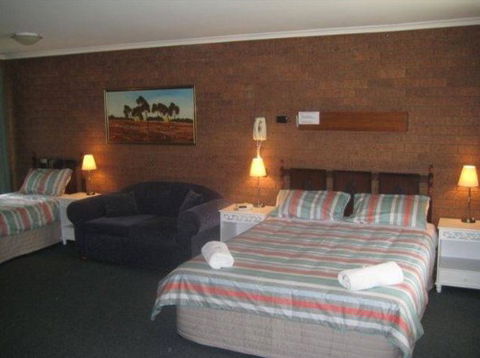 Greenacres Motel - Accommodation Redcliffe 0