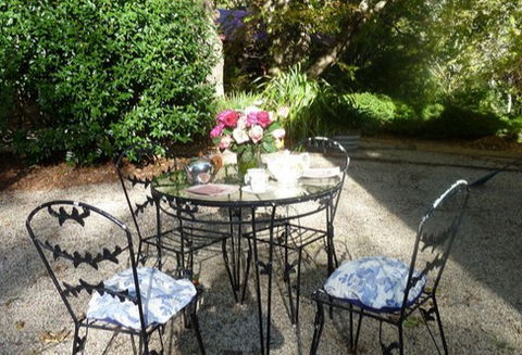 Chimney Cottage - Accommodation Redcliffe 5