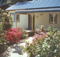 AppleBlossom Cottage - Accommodation Redcliffe