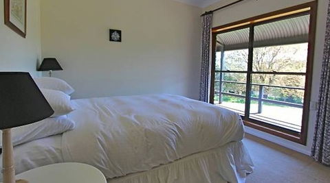A Church And Homestead In Mudgee - Accommodation Redcliffe 0