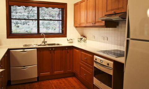 A Church And Homestead In Mudgee - Accommodation Redcliffe 2