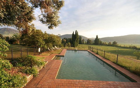 A Church And Homestead In Mudgee - Accommodation Redcliffe 5