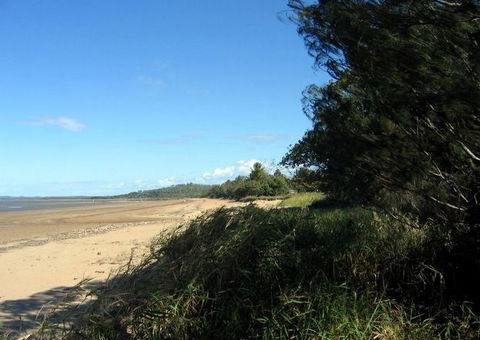Armstrong Beach Caravan Park - Accommodation Redcliffe 2