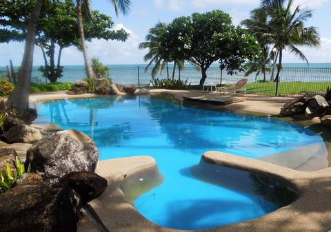 Mackay Beach Accommodation - Accommodation Redcliffe 1
