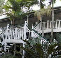 Moore Park Beach - Serenity Beach House - Accommodation Redcliffe