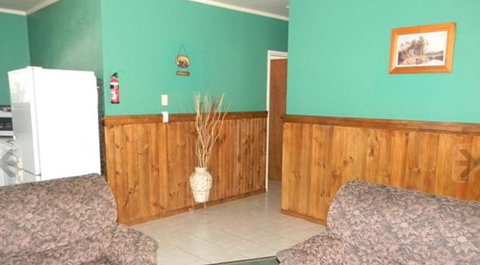 Murray Gardens Country Cottages And Motel - Accommodation Redcliffe 0