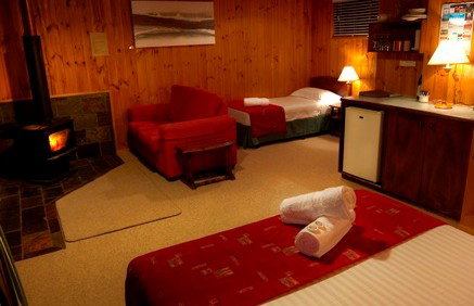 Happy Valley Retreat - Accommodation Redcliffe 3