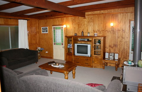Connor House - Accommodation Redcliffe 1