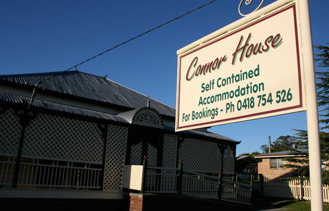 Connor House - Accommodation Redcliffe 6