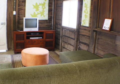 Lake Somerset Holiday Park - Accommodation Redcliffe 4