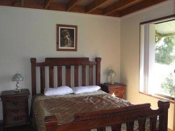 Lilypilly Lodge - Holiday Home - Accommodation Redcliffe 2