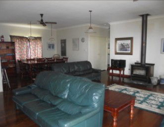 Eagle Outlook - Holiday Home - Accommodation Redcliffe 4