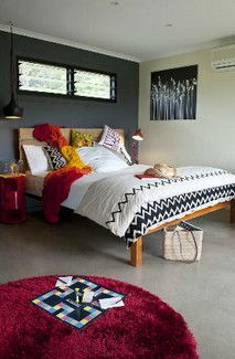 Deshons Retreat - Accommodation Redcliffe 1