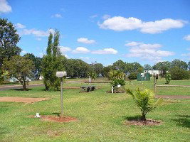 Yarraman QLD Accommodation Redcliffe