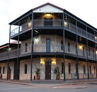 The Esplanade Hotel - Accommodation Redcliffe