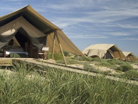 Sal Salis Ningaloo Reef - Accommodation Redcliffe 2